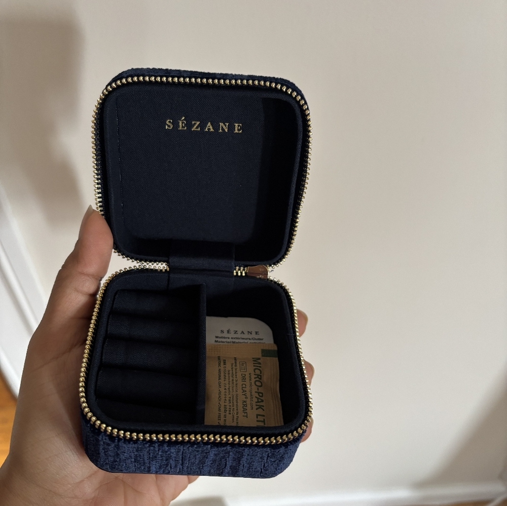 Sézane Navy Jewelry Box